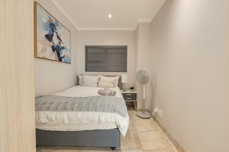 To Let 2 Bedroom Property for Rent in Camps Bay Western Cape